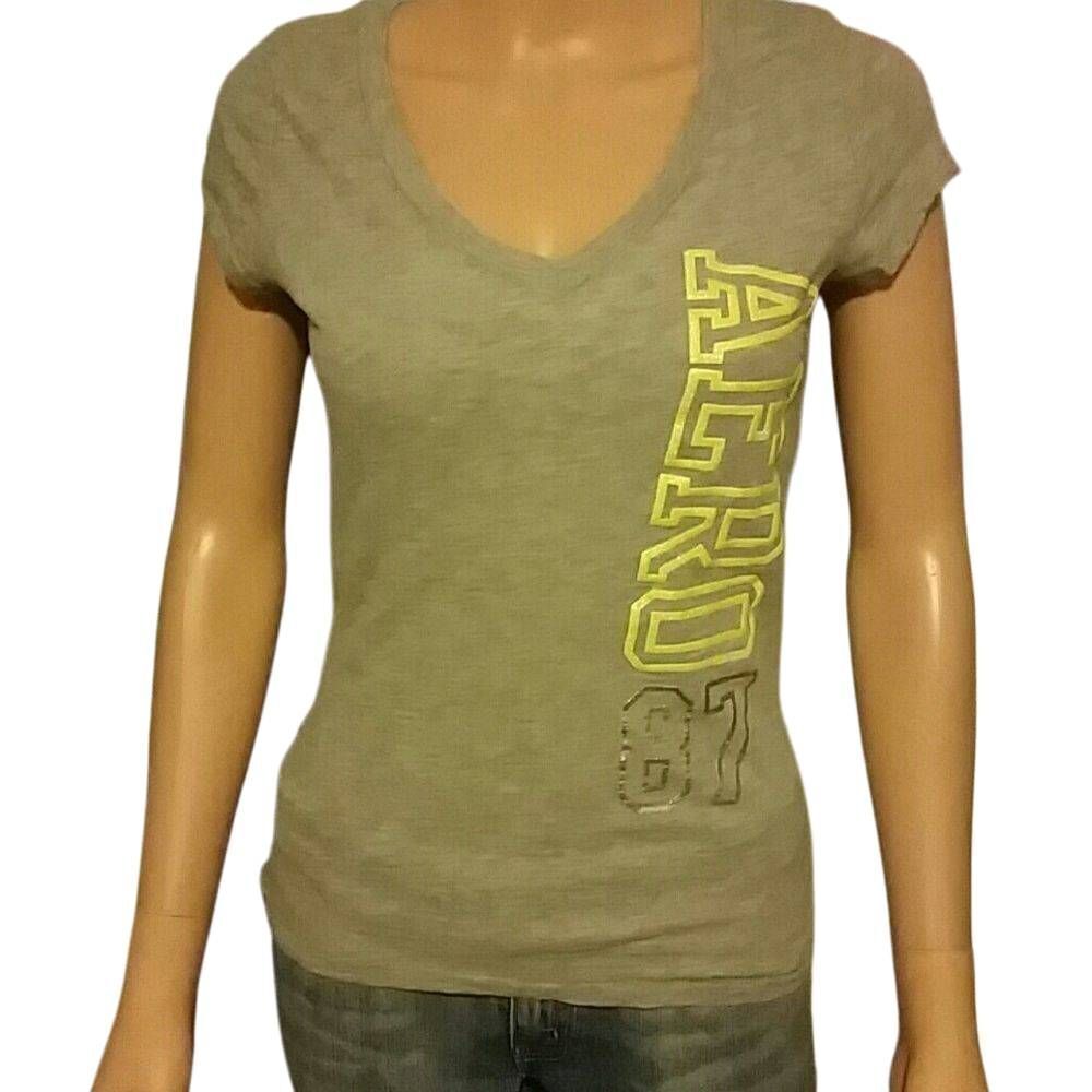 Aeropostal Vneck top M